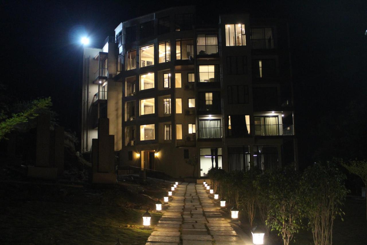 Paraiso Resort & Club Igatpuri Exteriör bild
