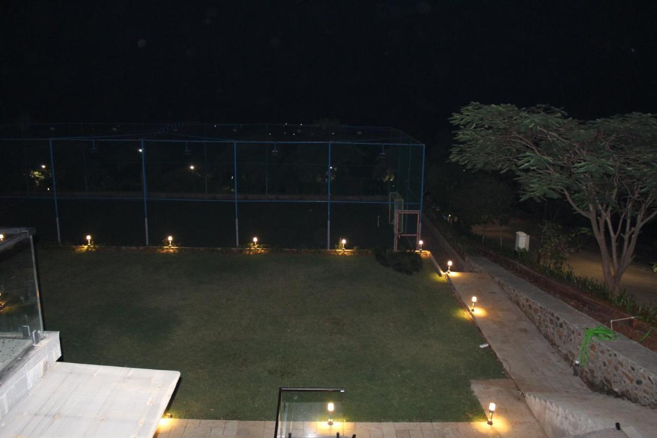 Paraiso Resort & Club Igatpuri Exteriör bild