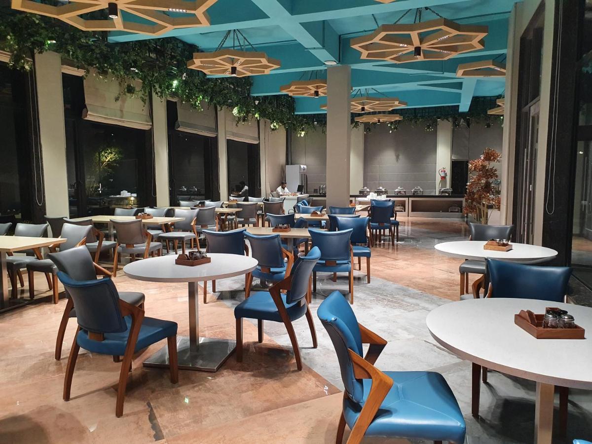 Paraiso Resort & Club Igatpuri Exteriör bild